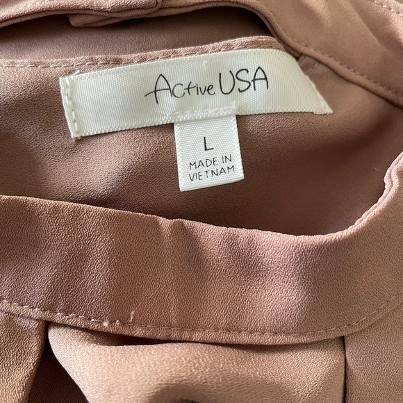 Active USA Blouse - Picture 2 of 4